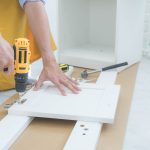 W dzisiejszych czasach niezwykle dużo osób poświęca swój wolny czas przed telewizorem